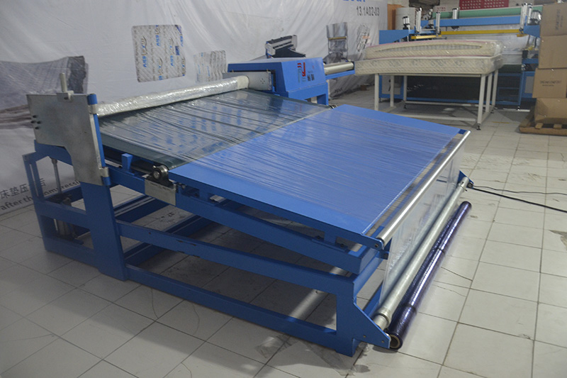 mattress rolling machine (84)