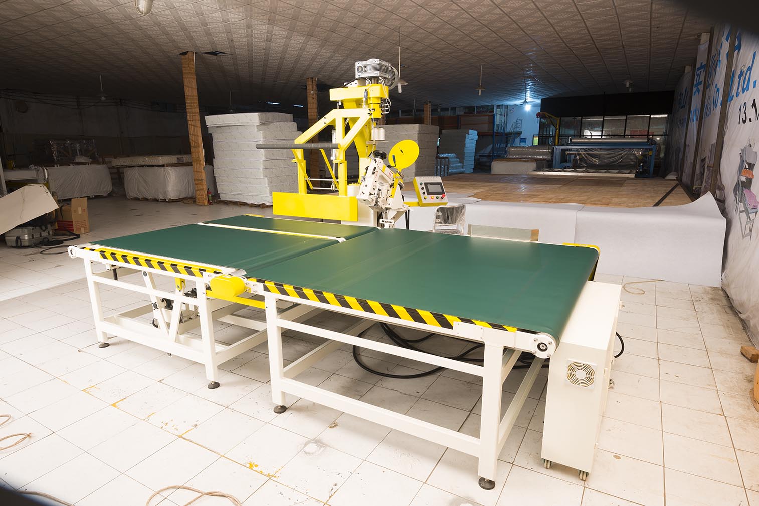 China NaiGu automatic mattress tape edge machine 
