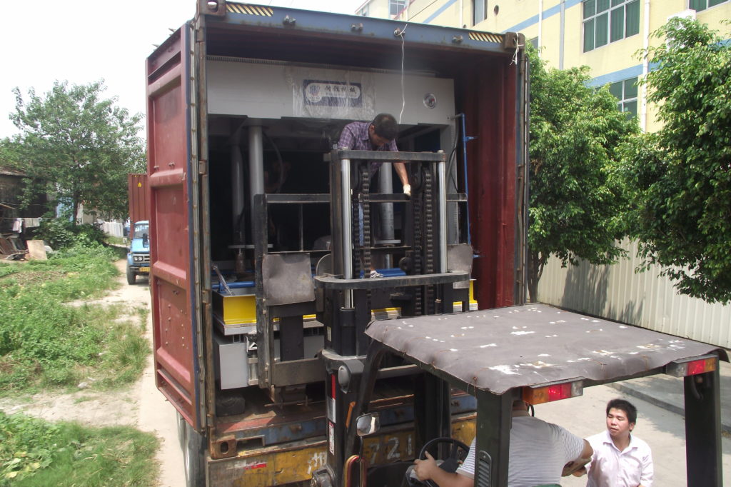 foam compress machine